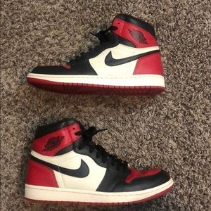 Air Jordan 1 retro Bread Toe